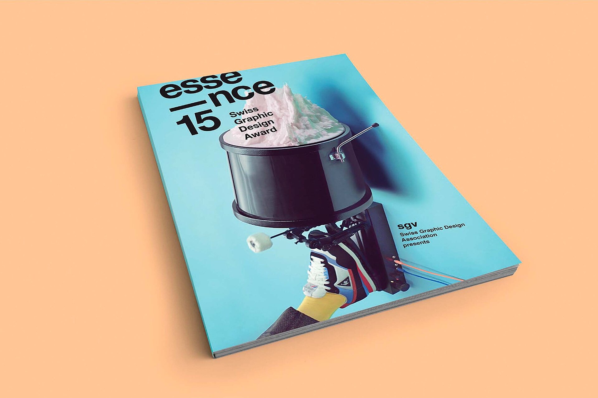 essence swiss graphic design magazin cover branding bern